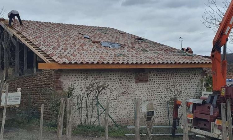 Entreprise pour la rénovation de toiture à Saint-Michel-sur-Savasse